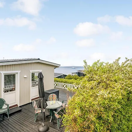 2 Bedroom In Fars Сasa de vacaciones Farsø